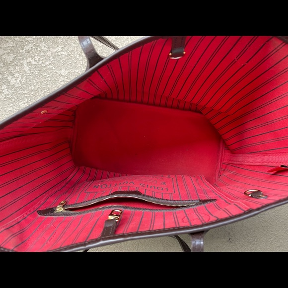 Louis Vuitton Neverfull MM | Damier Ebene exterior, Cherry interior - Picture 3 of 12